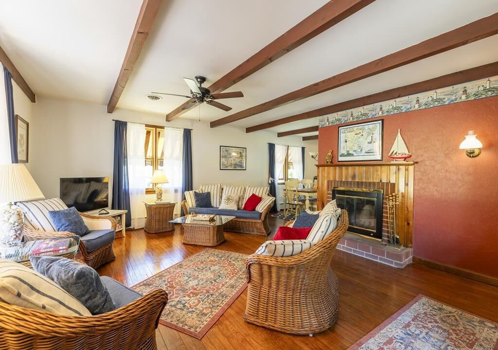 Photo of Livingroom in Cape May