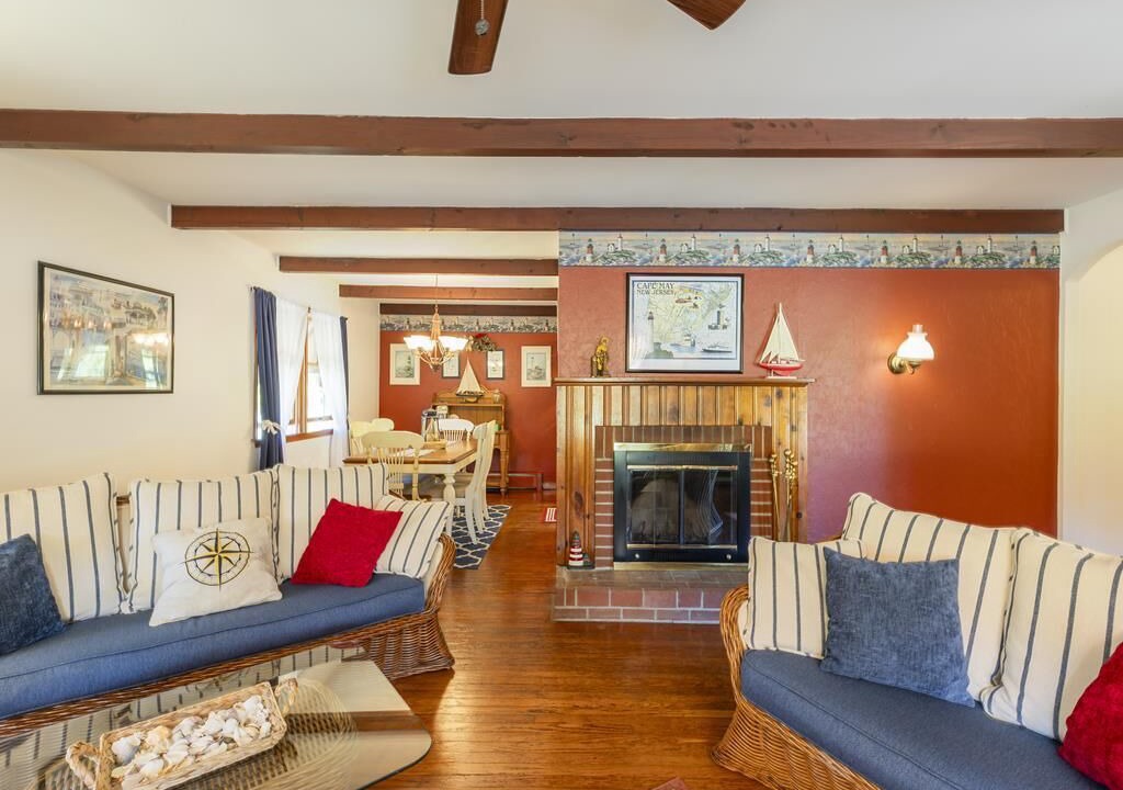 Photo of Livingroom in Cape May