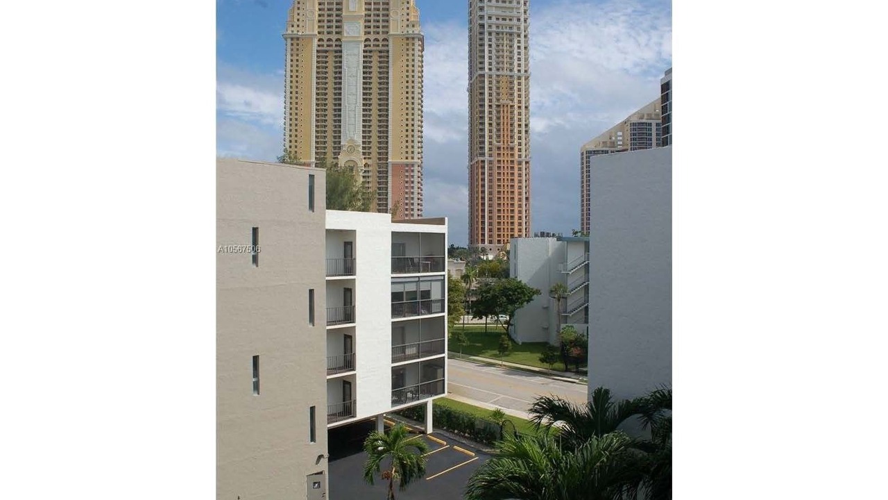 Photo of Outdoor in Sunny Isles Beach