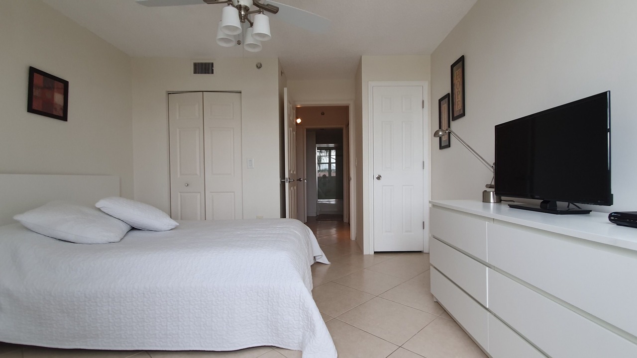Photo of Bedroom in Aventura