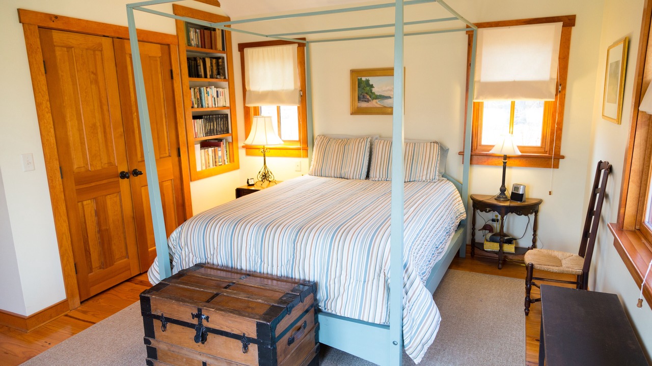 Photo of Bedroom in Tolchester Beach