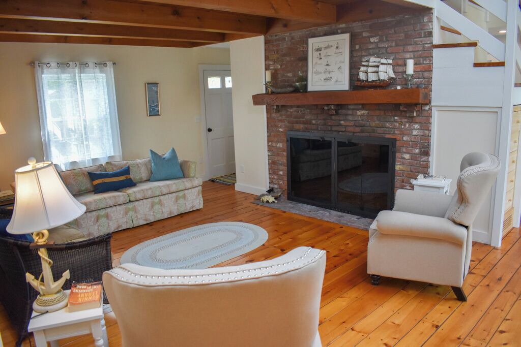 Photo of Livingroom in West Dennis