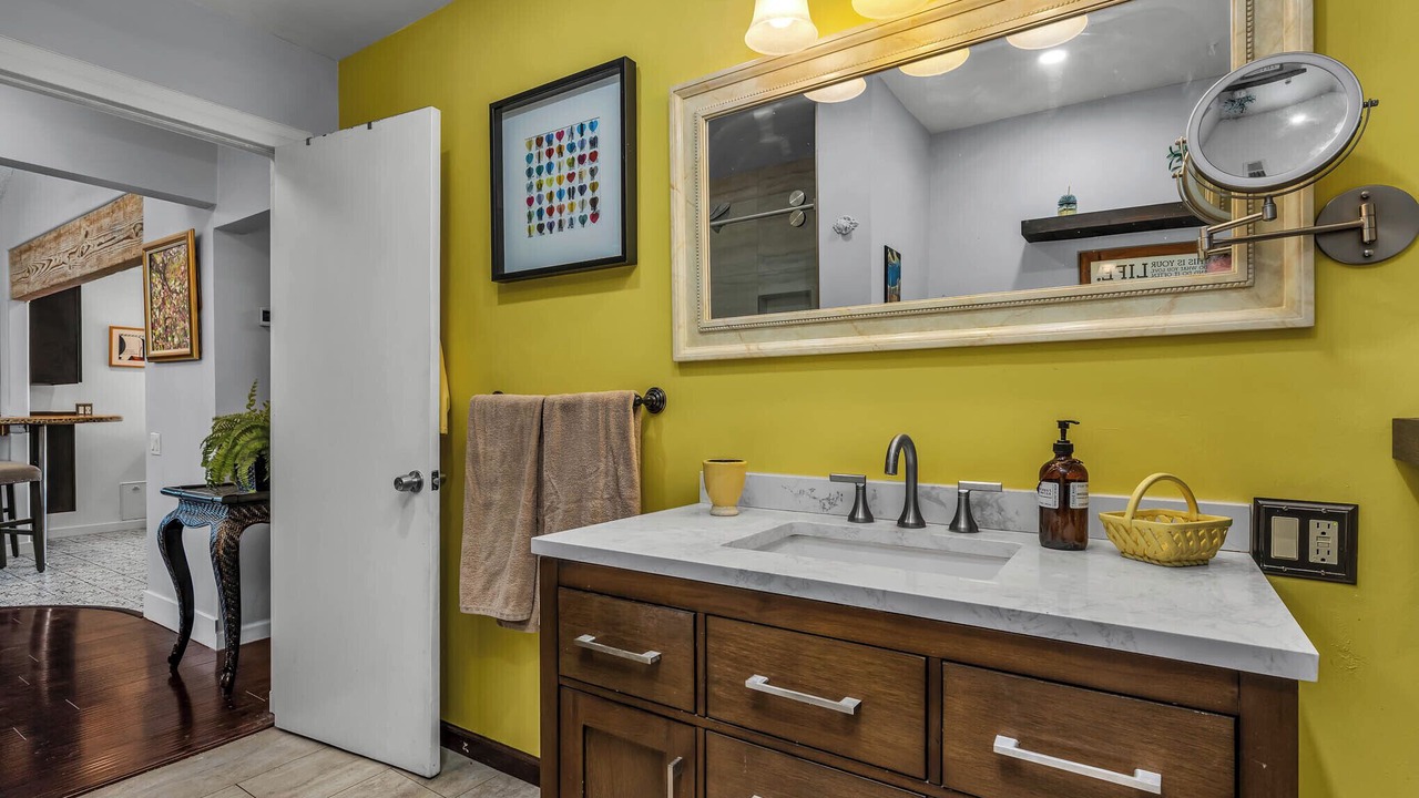 Photo of Bathroom in Burbank