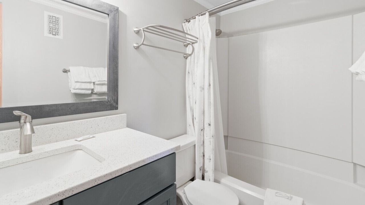 Photo of Bathroom in Edray