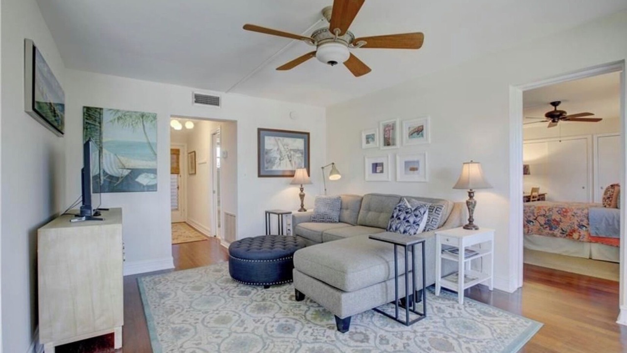 Photo of Livingroom in Lauderdale-by-the-Sea
