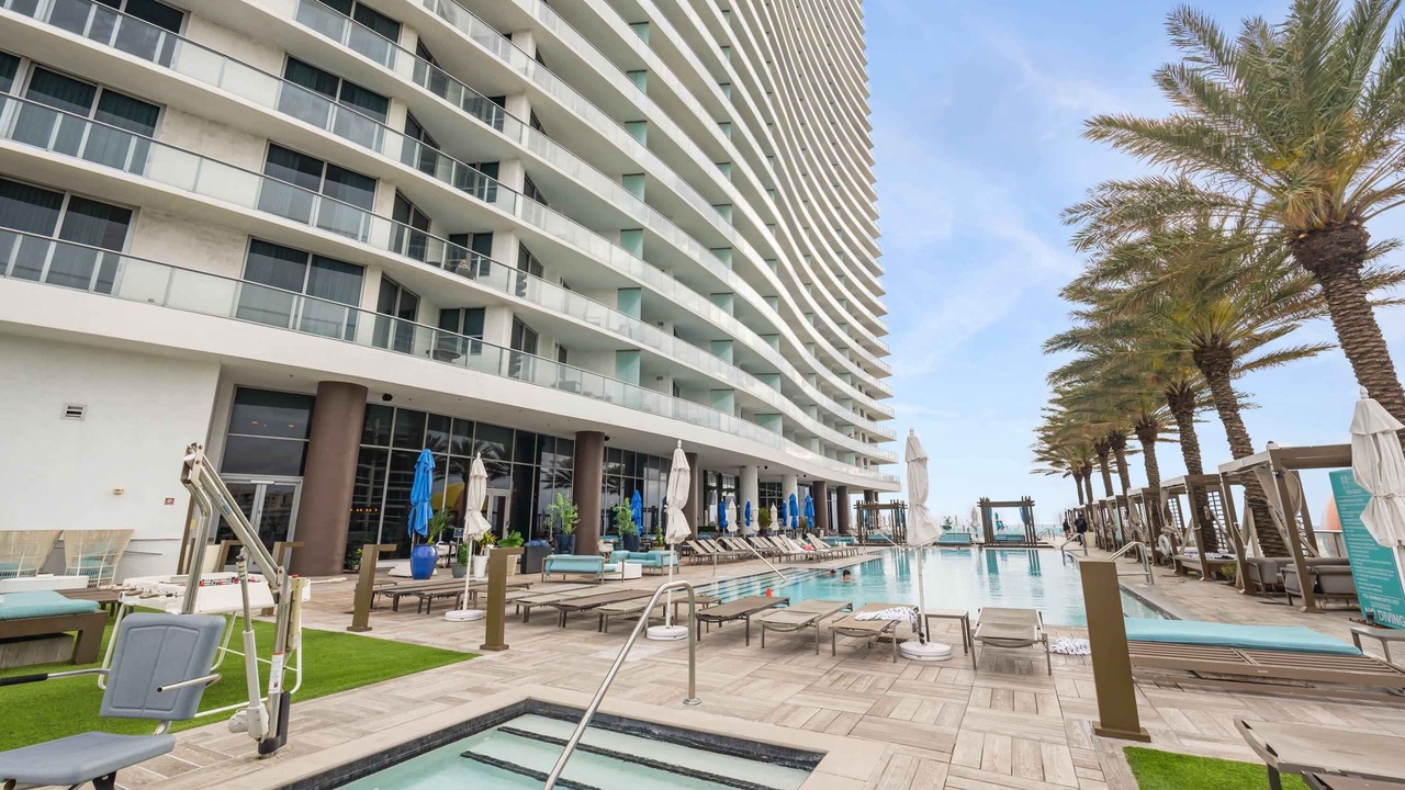 Photo of Outdoor in Hollywood South Central Beach