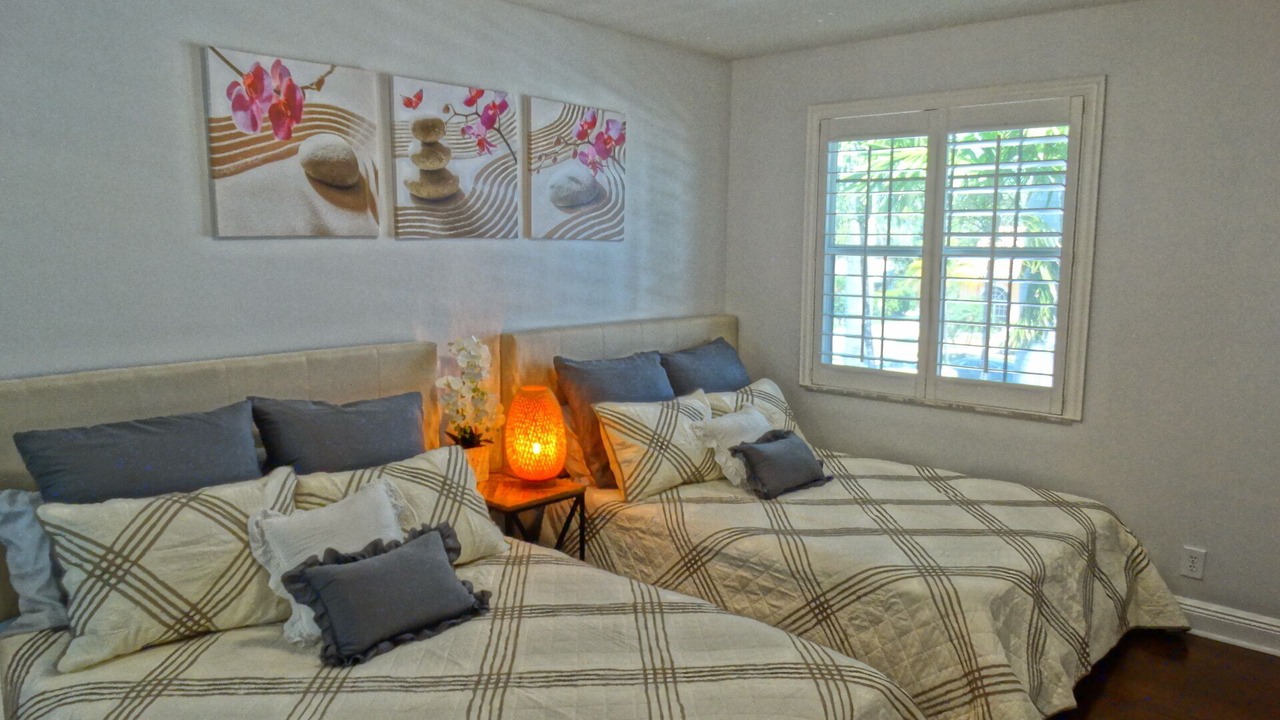 Photo of Bedroom in South Lake