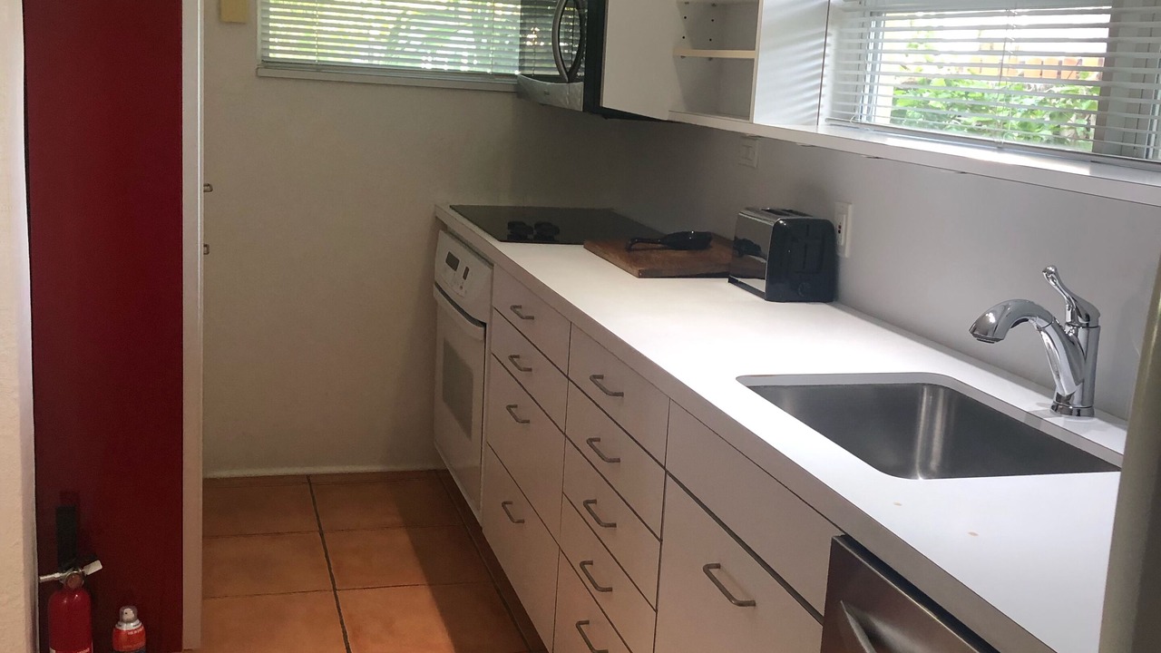 Photo of Kitchen in Lauderdale-by-the-Sea