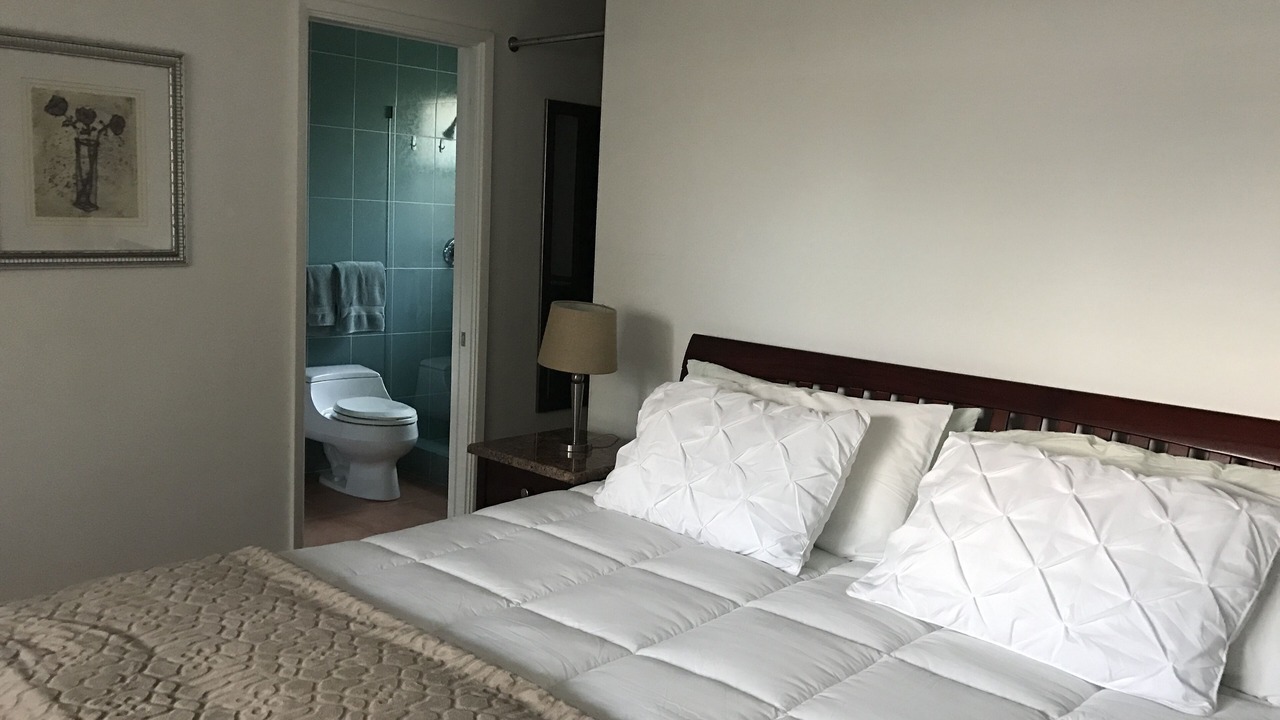 Photo of Bedroom in Lauderdale-by-the-Sea