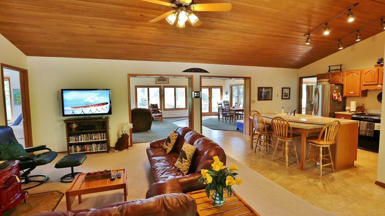 Photo of Livingroom in West Glacier