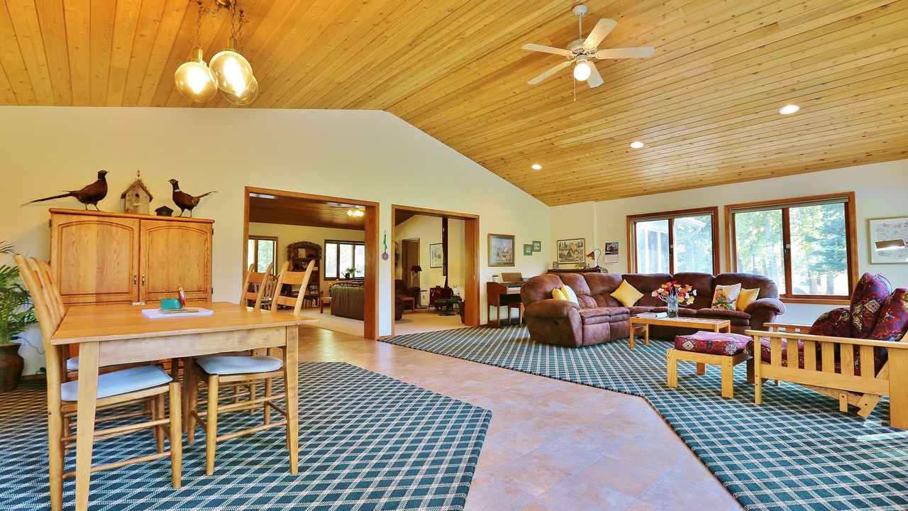 Photo of Bedroom in West Glacier