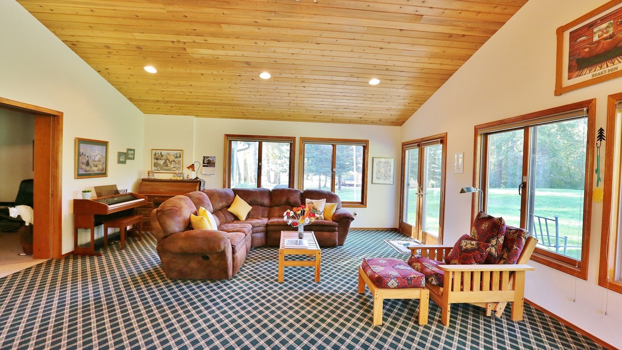 Photo of Bedroom in West Glacier