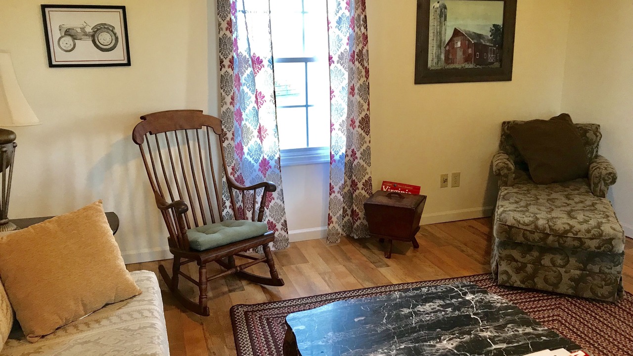 Photo of Livingroom in Culpeper