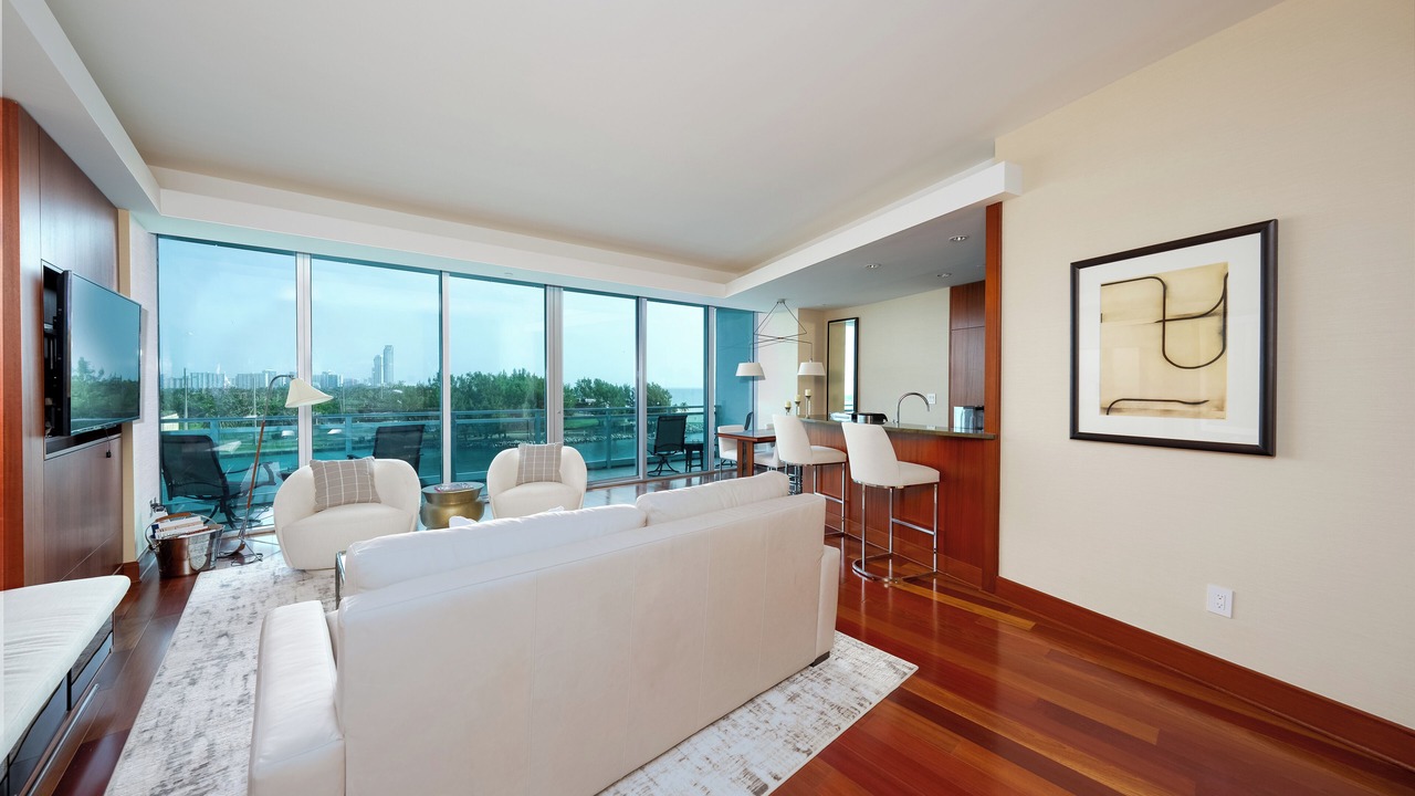 Photo of Livingroom in Bal Harbour