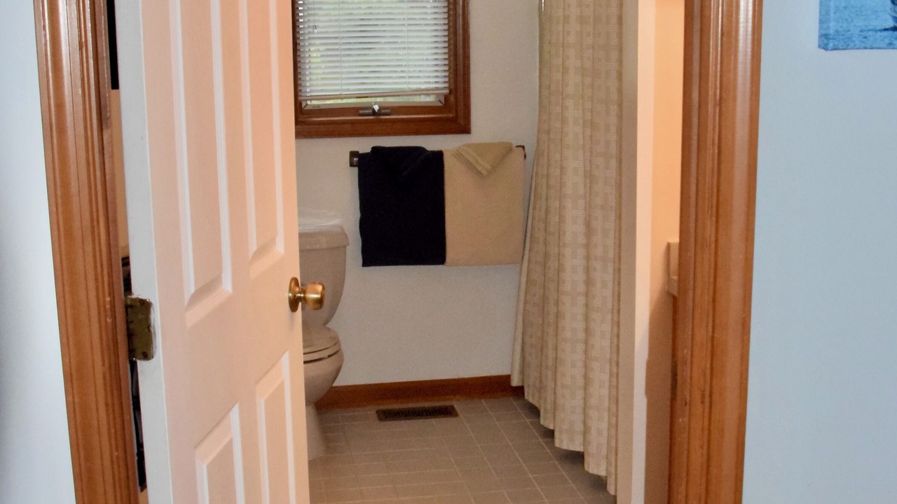Photo of Bathroom in Chesapeake Ranch Estates-Drum Point