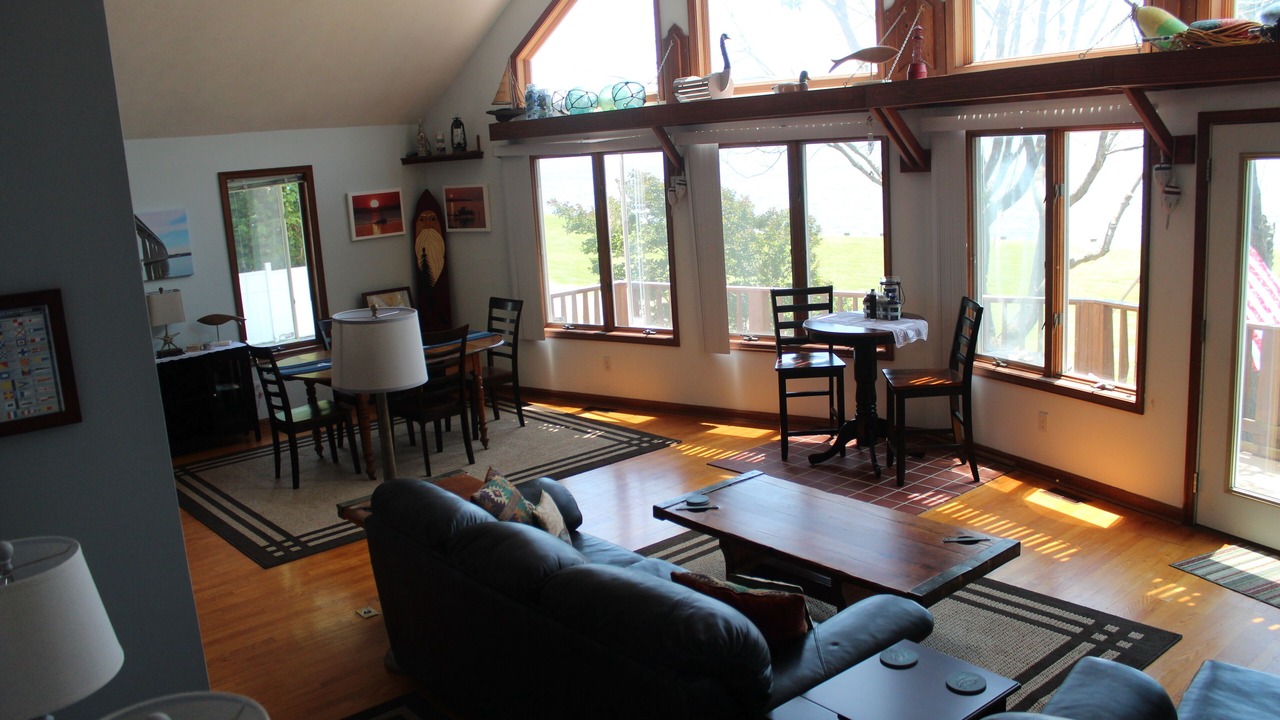 Photo of Livingroom in Chesapeake Ranch Estates-Drum Point
