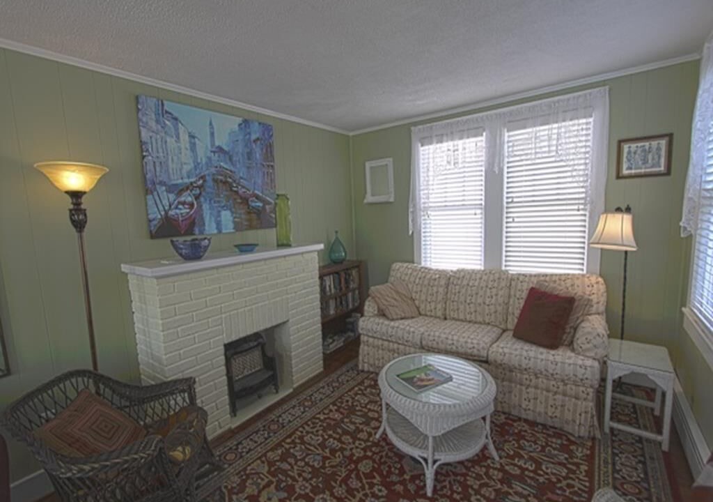 Photo of Livingroom in Cape May