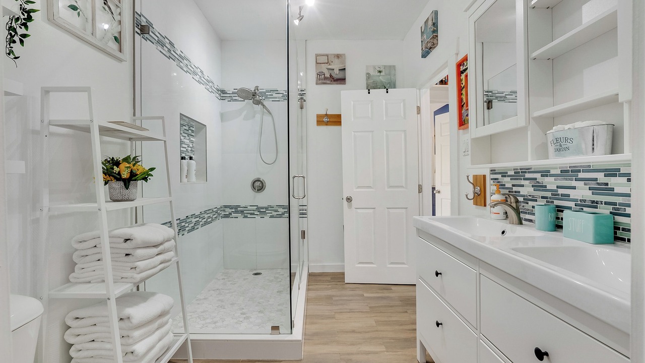 Photo of Bathroom in Hallandale Beach