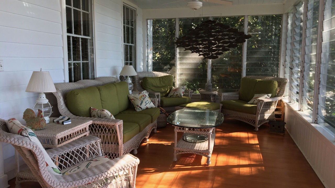 Photo of Outdoor in White Stone