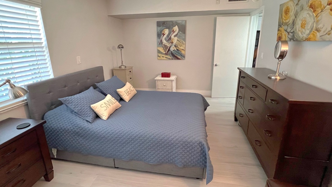 Photo of Bedroom in Harbor Village