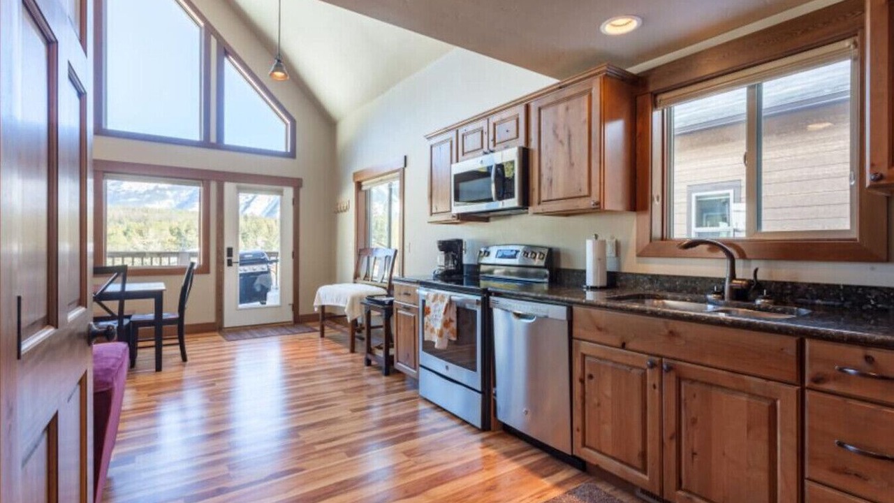 Photo of Kitchen in West Glacier