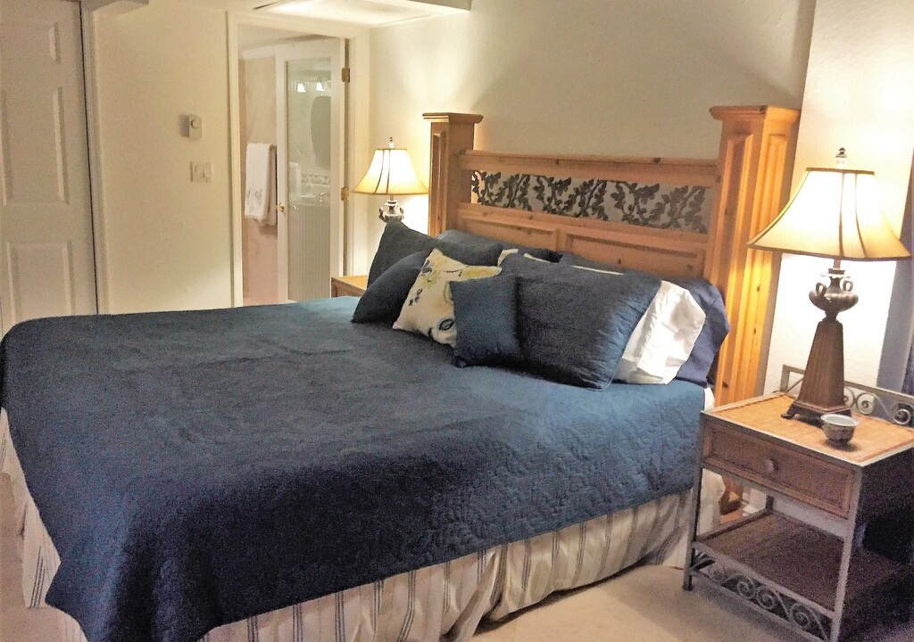 Photo of Bedroom in Galt Mile
