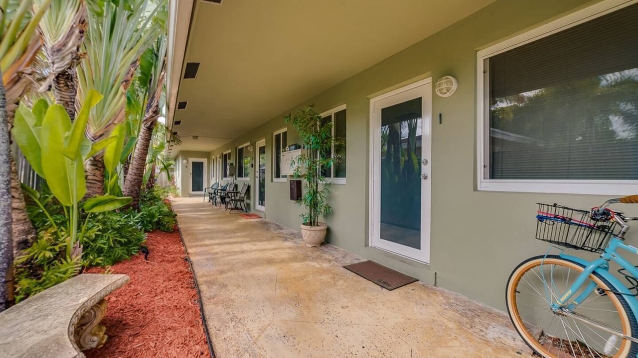 Photo of Outdoor in Middle River Terrace