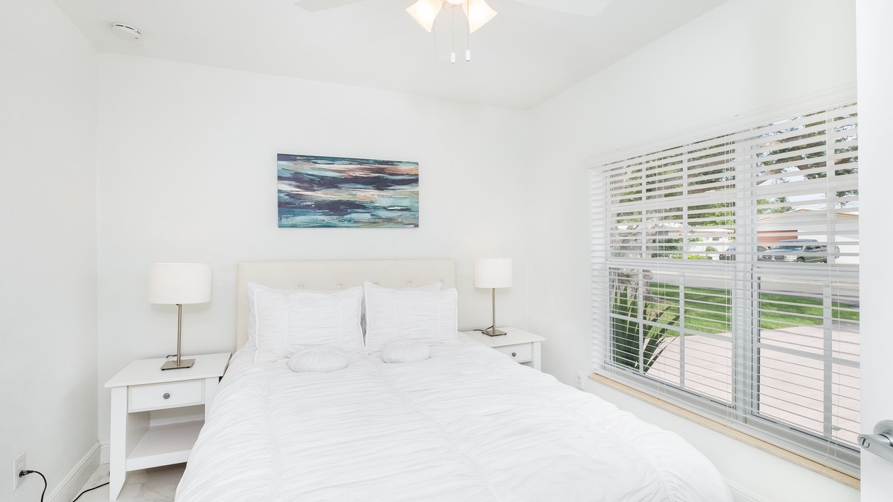Photo of Bedroom in Dania Beach