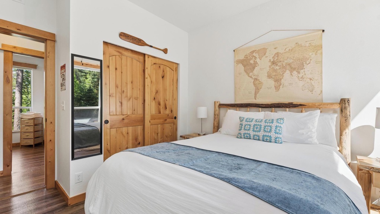 Photo of Bedroom in Martin City