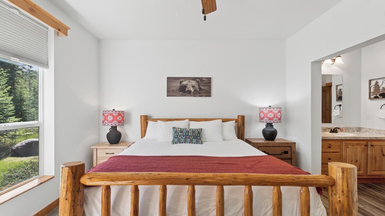 Photo of Bedroom in Martin City