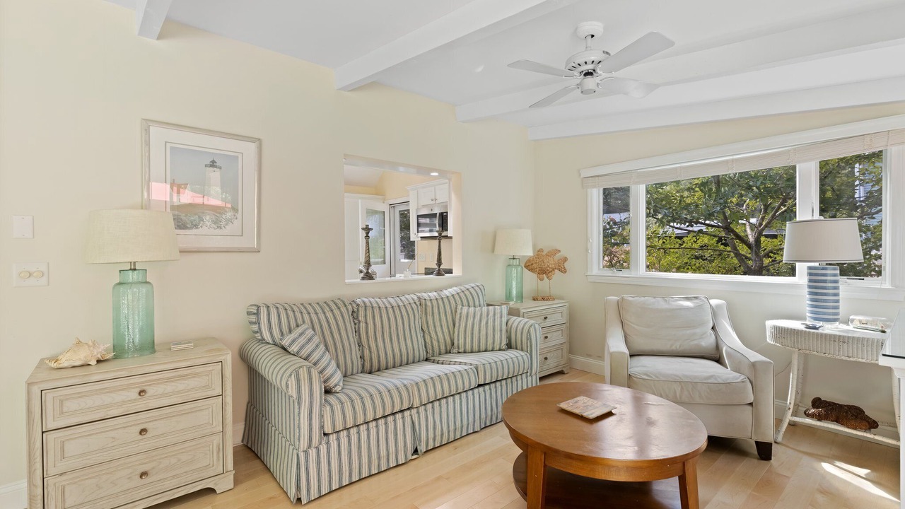 Photo of Livingroom in Harwich Center