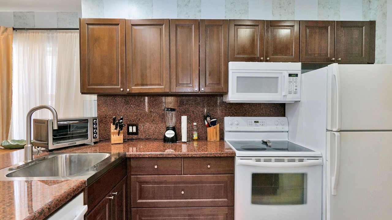 Photo of Kitchen in Hollywood South Central Beach