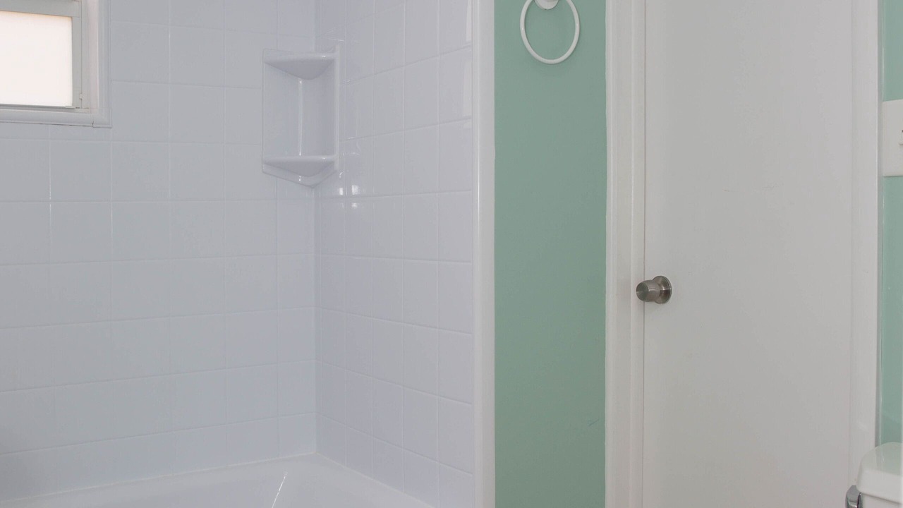 Photo of Bathroom in Hillsboro Beach