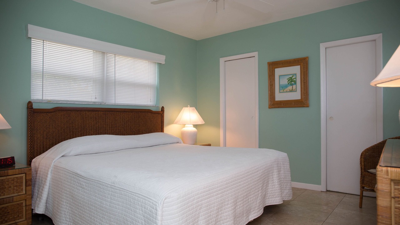 Photo of Bedroom in Hillsboro Beach