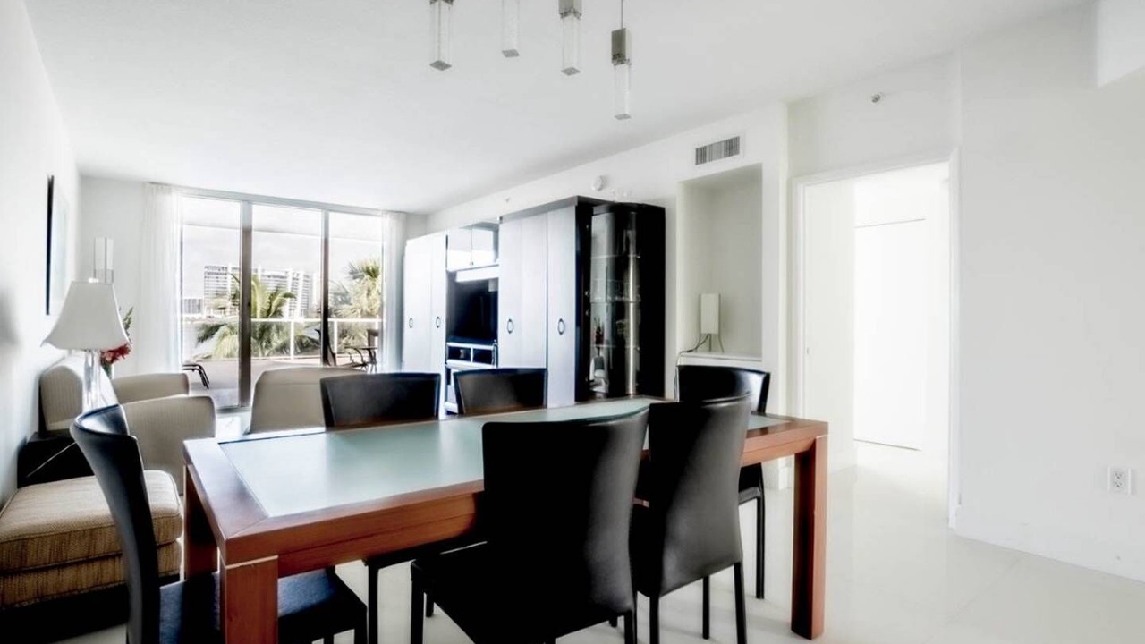 Photo of Others in Sunny Isles Beach