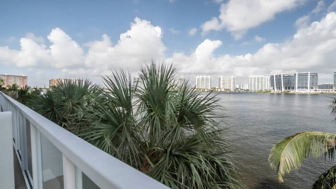 Photo of Outdoor in Sunny Isles Beach