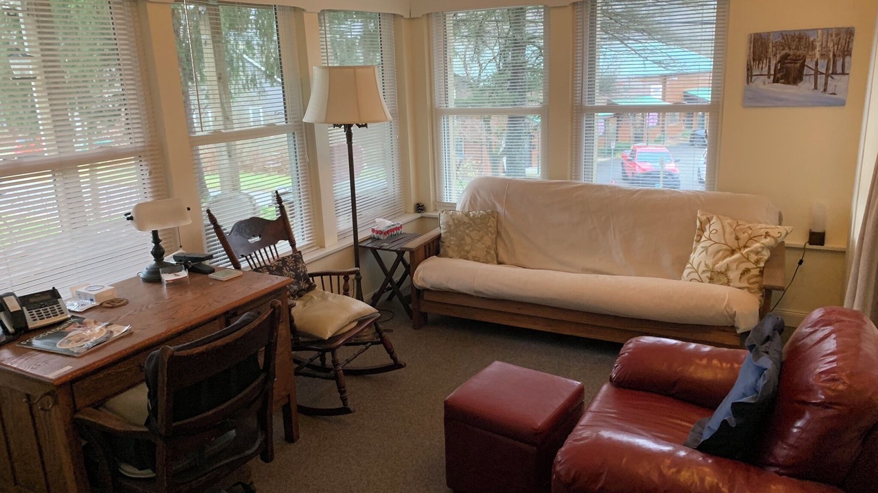 Photo of Livingroom in Ellicottville