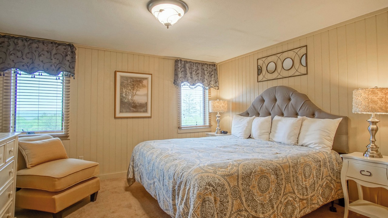 Photo of Bedroom in Edray