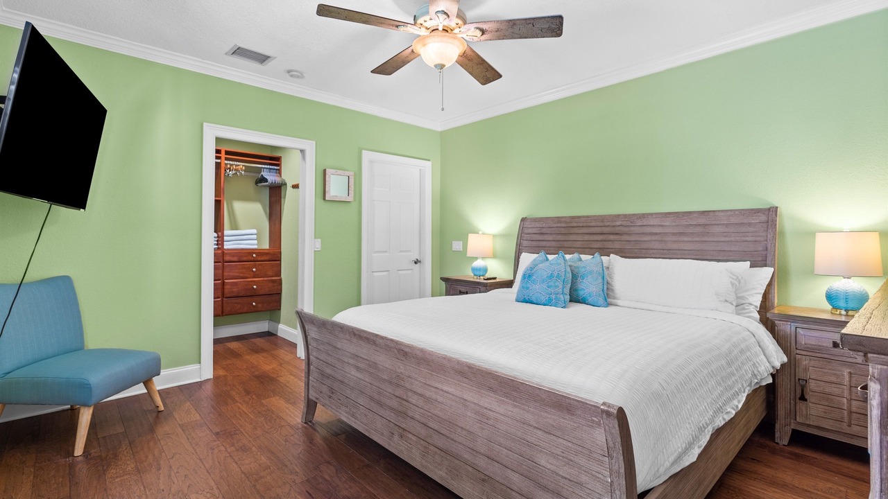 Photo of Bedroom in Del-Ida Park Historic District