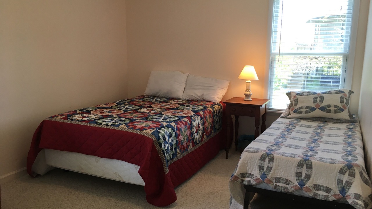 Photo of Bedroom in Piney Island