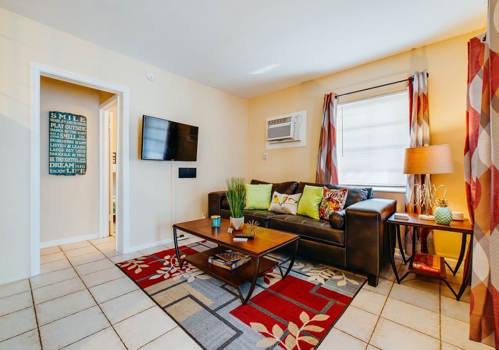 Photo of Livingroom in Edgewood