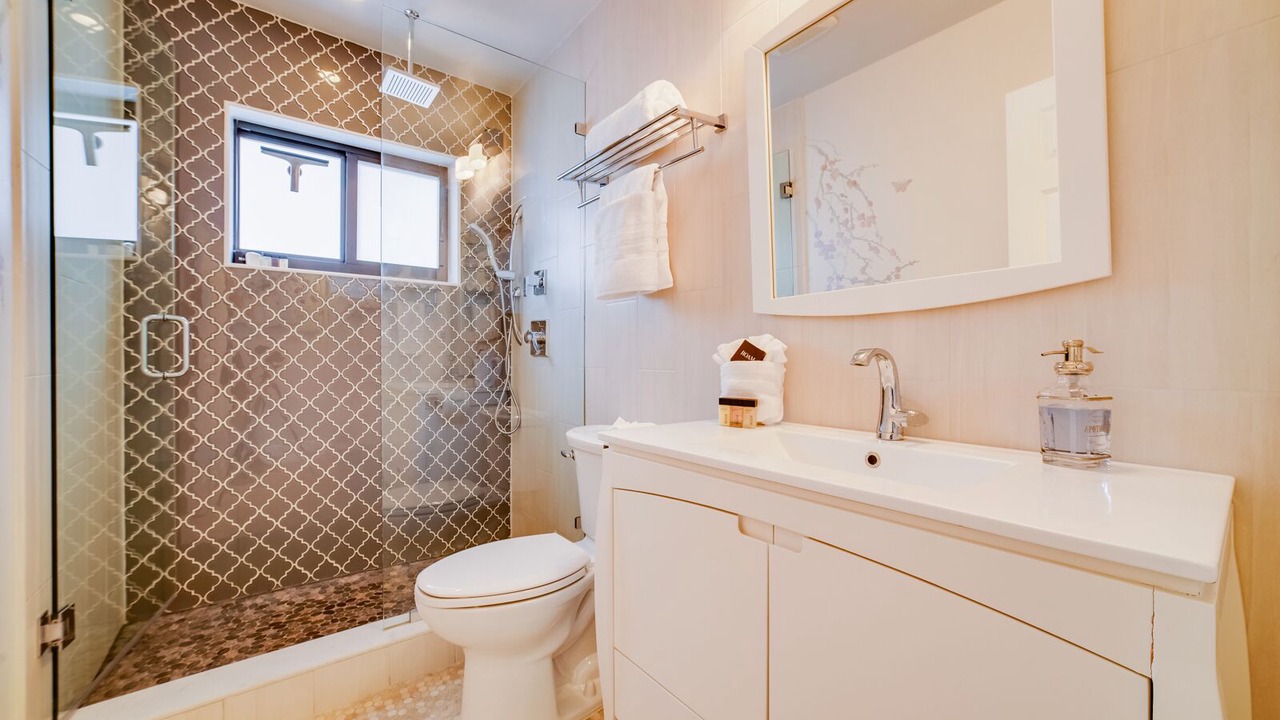 Photo of Bathroom in Pompano Isles