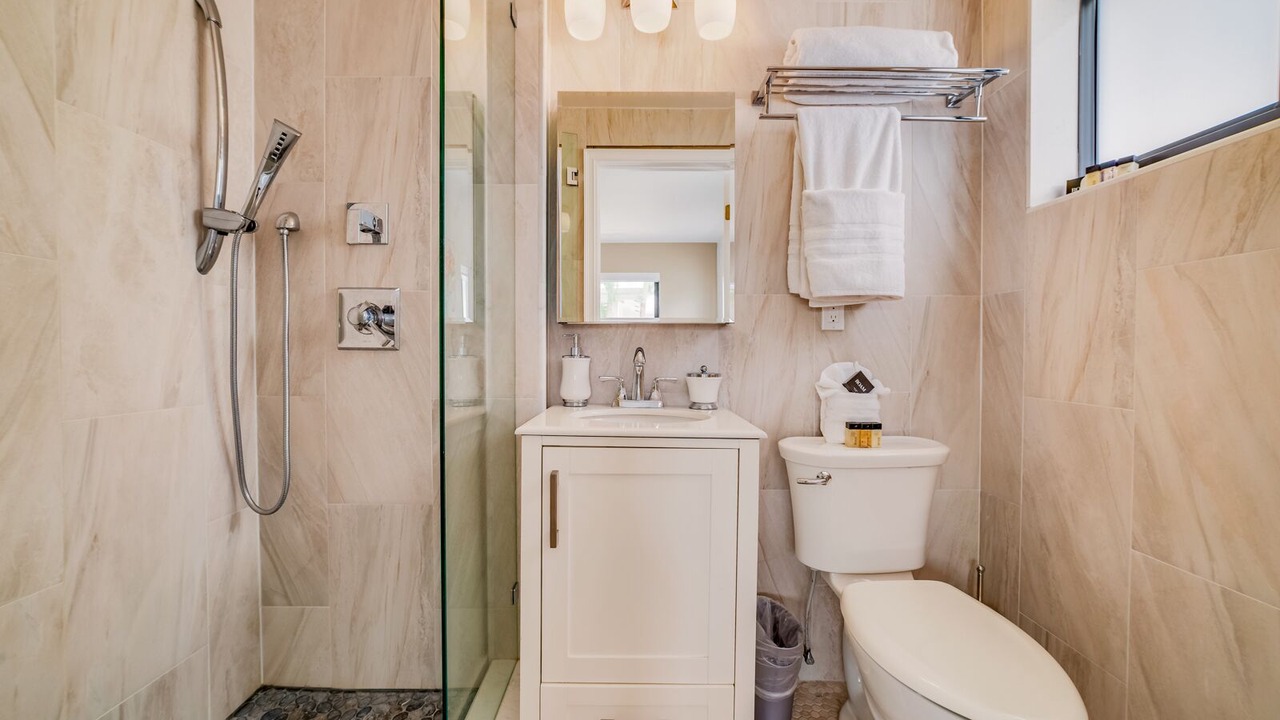 Photo of Bathroom in Pompano Isles
