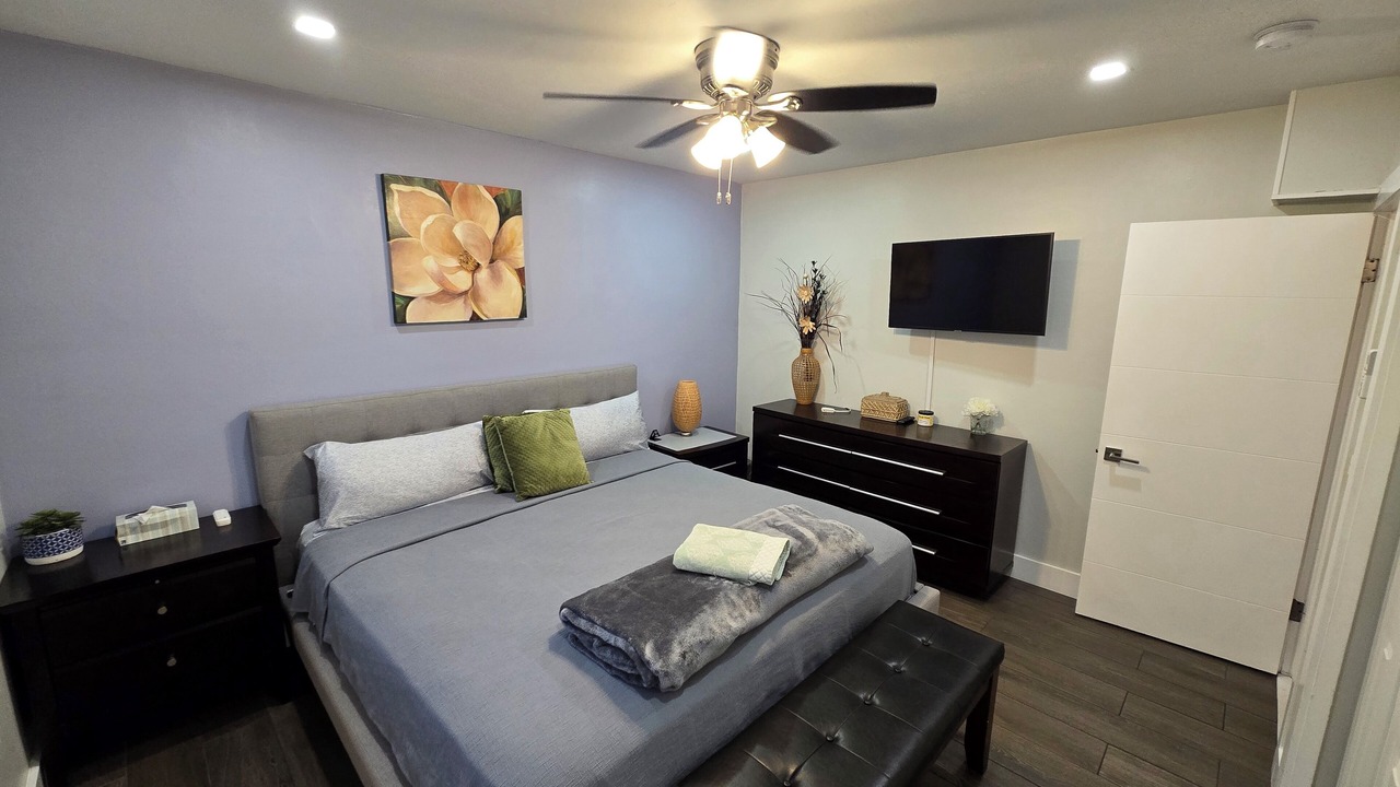 Photo of Bedroom in Royal Poinciana