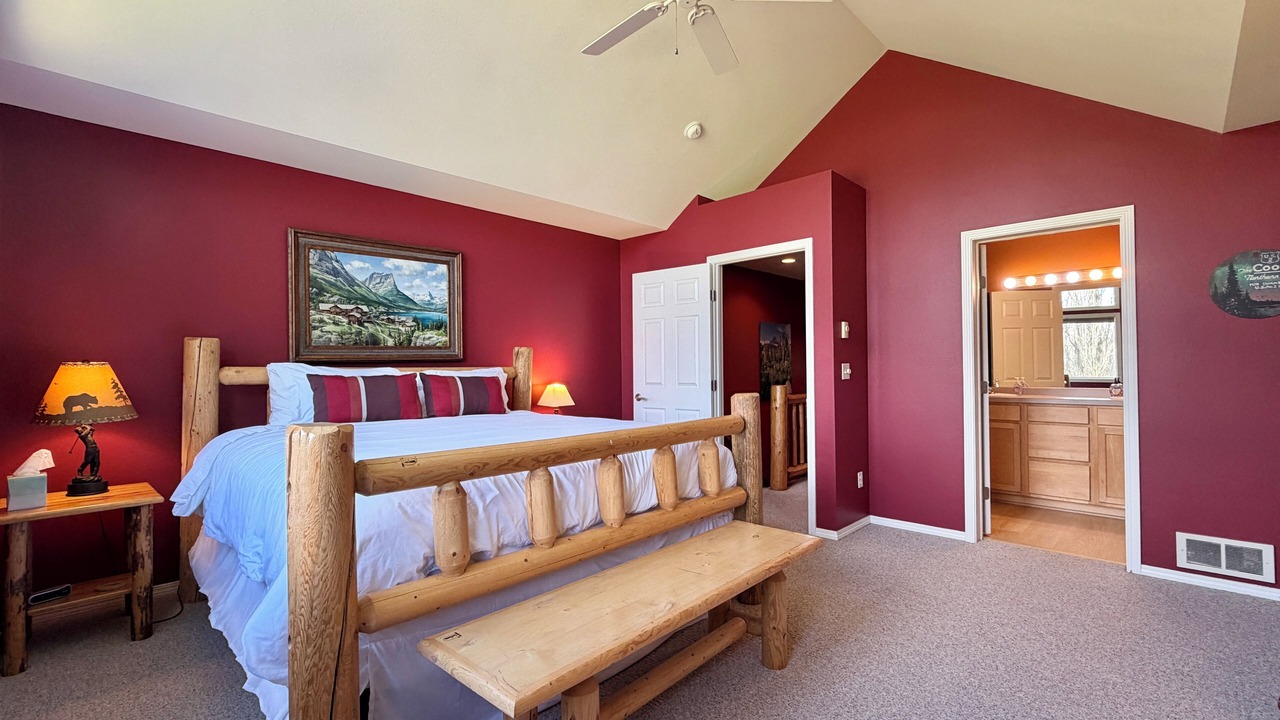 Photo of Bedroom in West Glacier