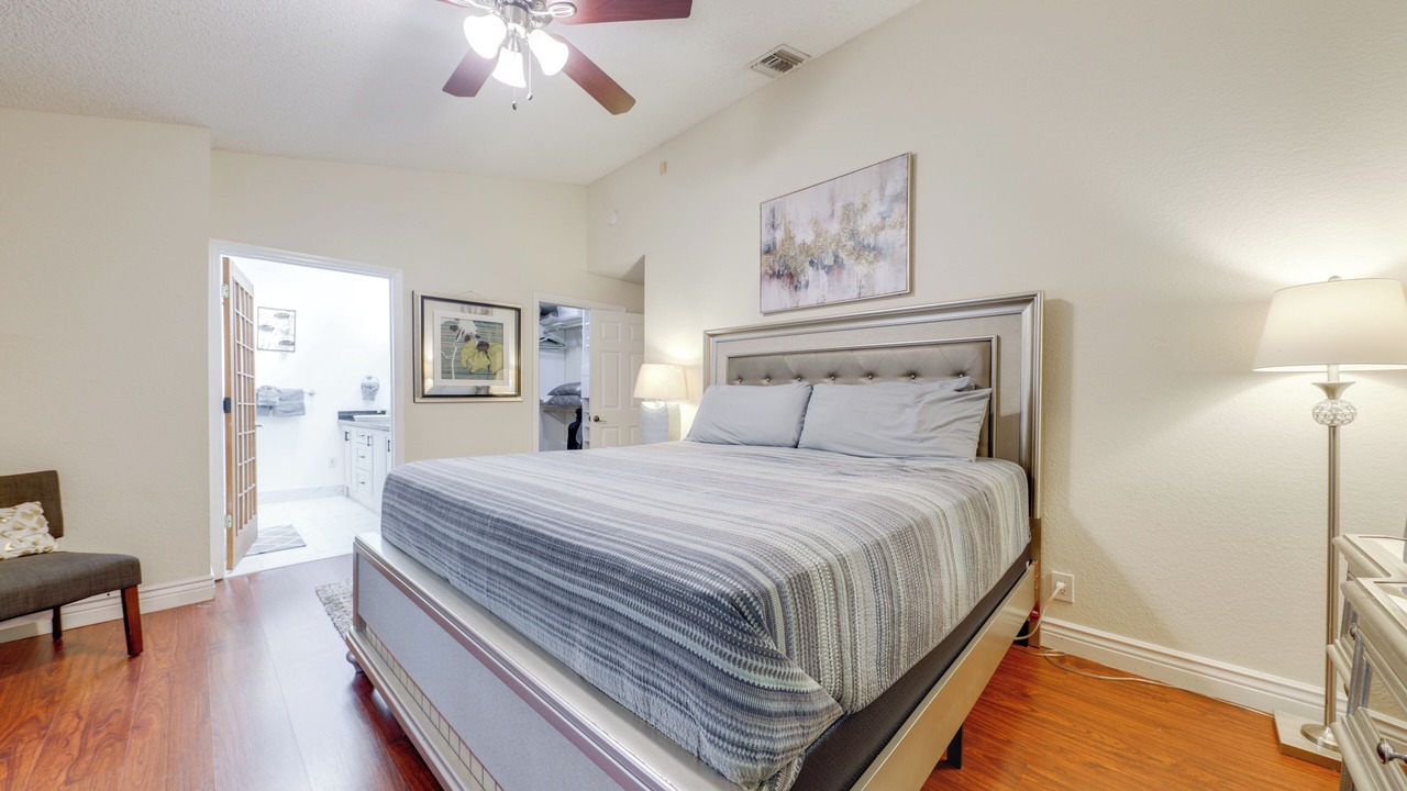 Photo of Bedroom in Palm Aire Village West