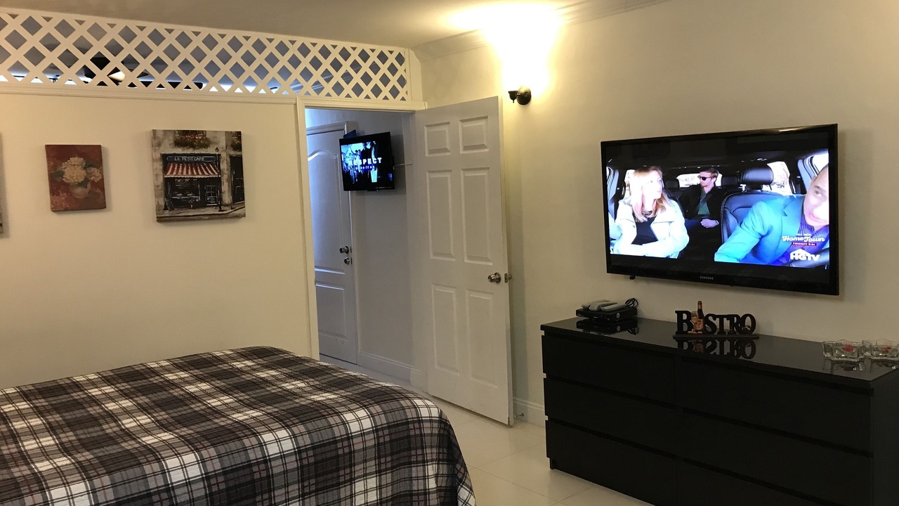 Photo of Bedroom in Galt Mile