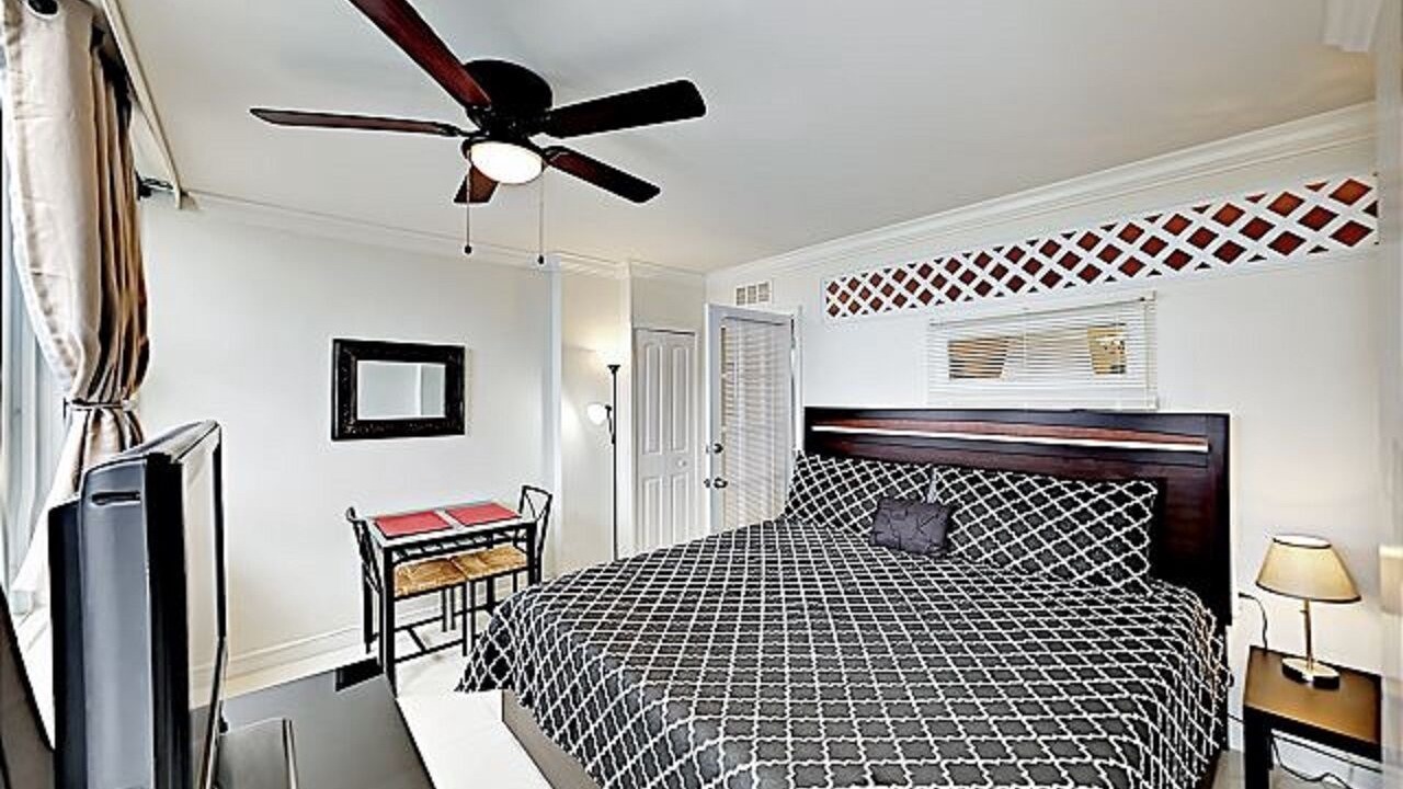 Photo of Bedroom in Galt Mile