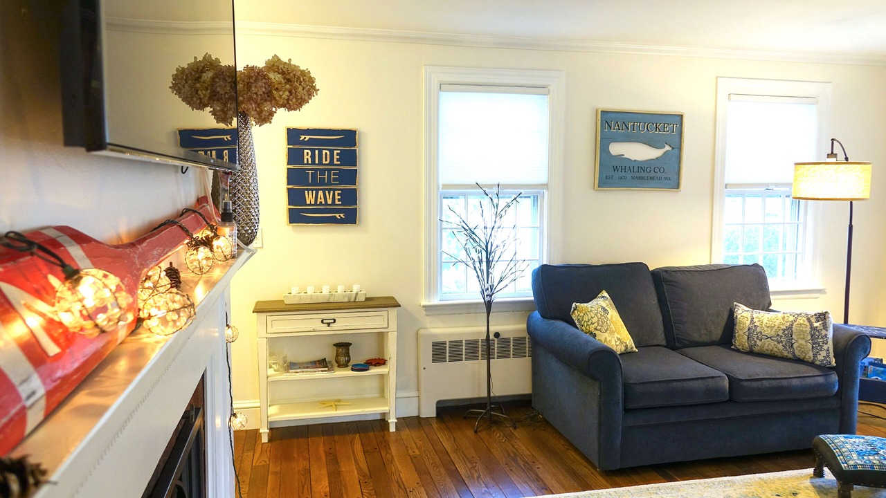 Photo of Livingroom in East Falmouth
