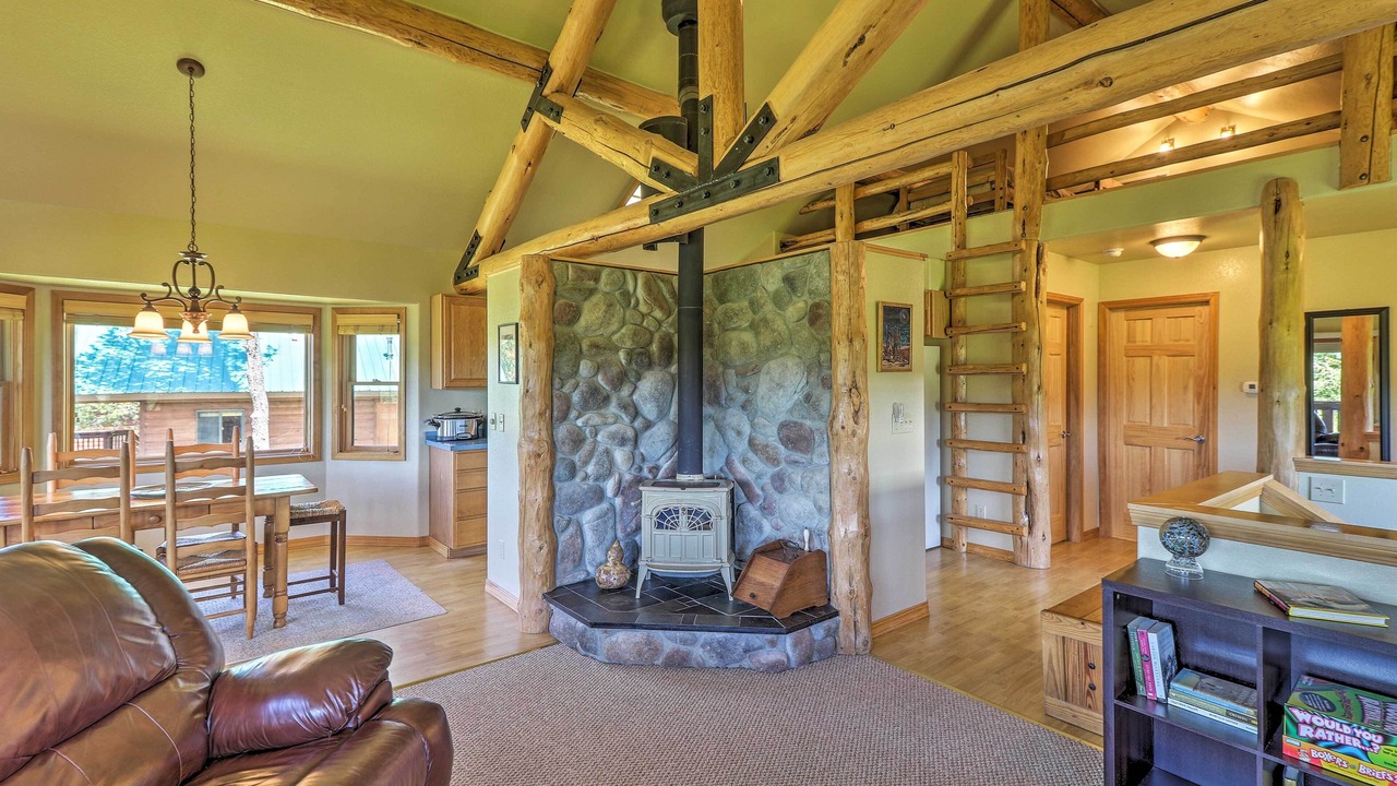 Photo of Livingroom in Trego